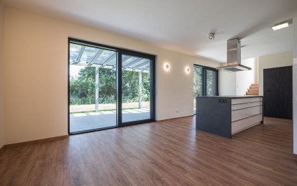 NA PREDAJ 4izb. rekreačný dom priamo pri golfovom areály PENATI GOLF REZORT