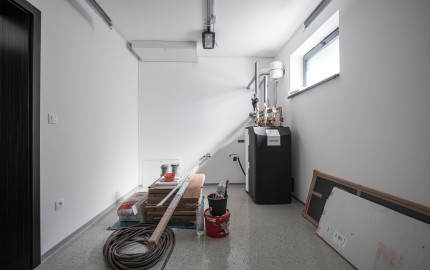 NA PREDAJ 4izb. rekreačný dom priamo pri golfovom areály PENATI GOLF REZORT