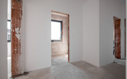 NA PREDAJ 4izb. rekreačný dom priamo pri golfovom areály PENATI GOLF REZORT