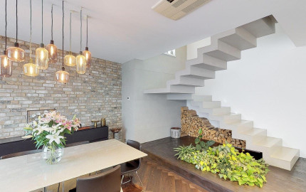 3D PREHLIADKA - ZARIADENÝ MODERNÝ 3izb. MEZONET., ul. LEŠKOVA, STARÉ MESTO