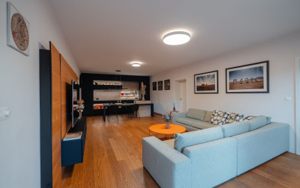 Na predaj 3izb. byt, 188m2, ul. Fraňa Kráľa, Staré mesto