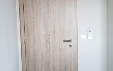 KOMPLET ZARIADENY 2 izb. byt, garaž. státie, FUXOVA - Petržalka