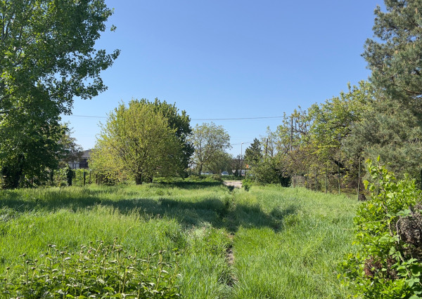 Na predaj stavebný pozemok 800m2, Kvetoslavov