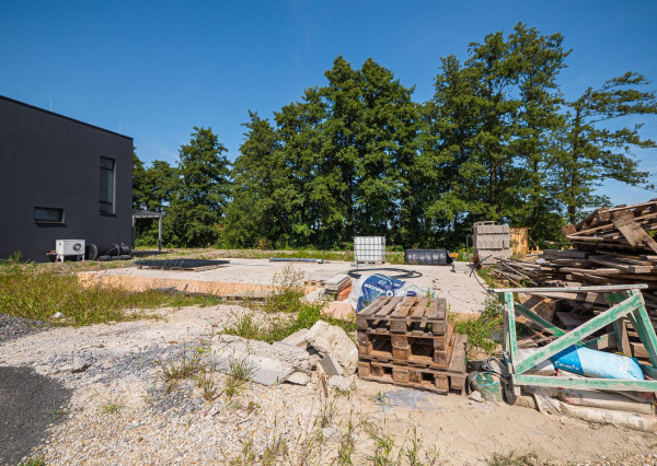 NA PREDAJ pozemok + základová doska + projekt priamo pri golfovom areály PENATI GOLF REZORT