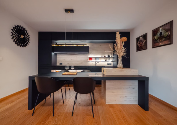 Na predaj 3izb. byt, 188m2, ul. Fraňa Kráľa, Staré mesto