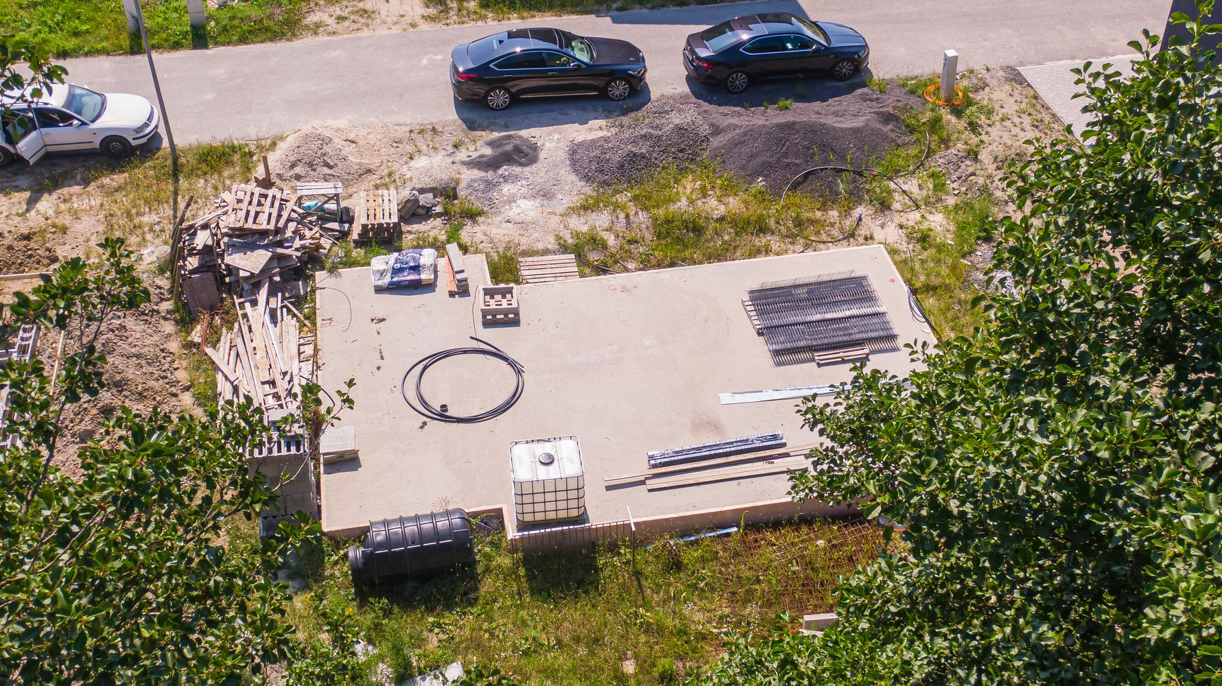 NA PREDAJ pozemok + základová doska + projekt priamo pri golfovom areály PENATI GOLF REZORT